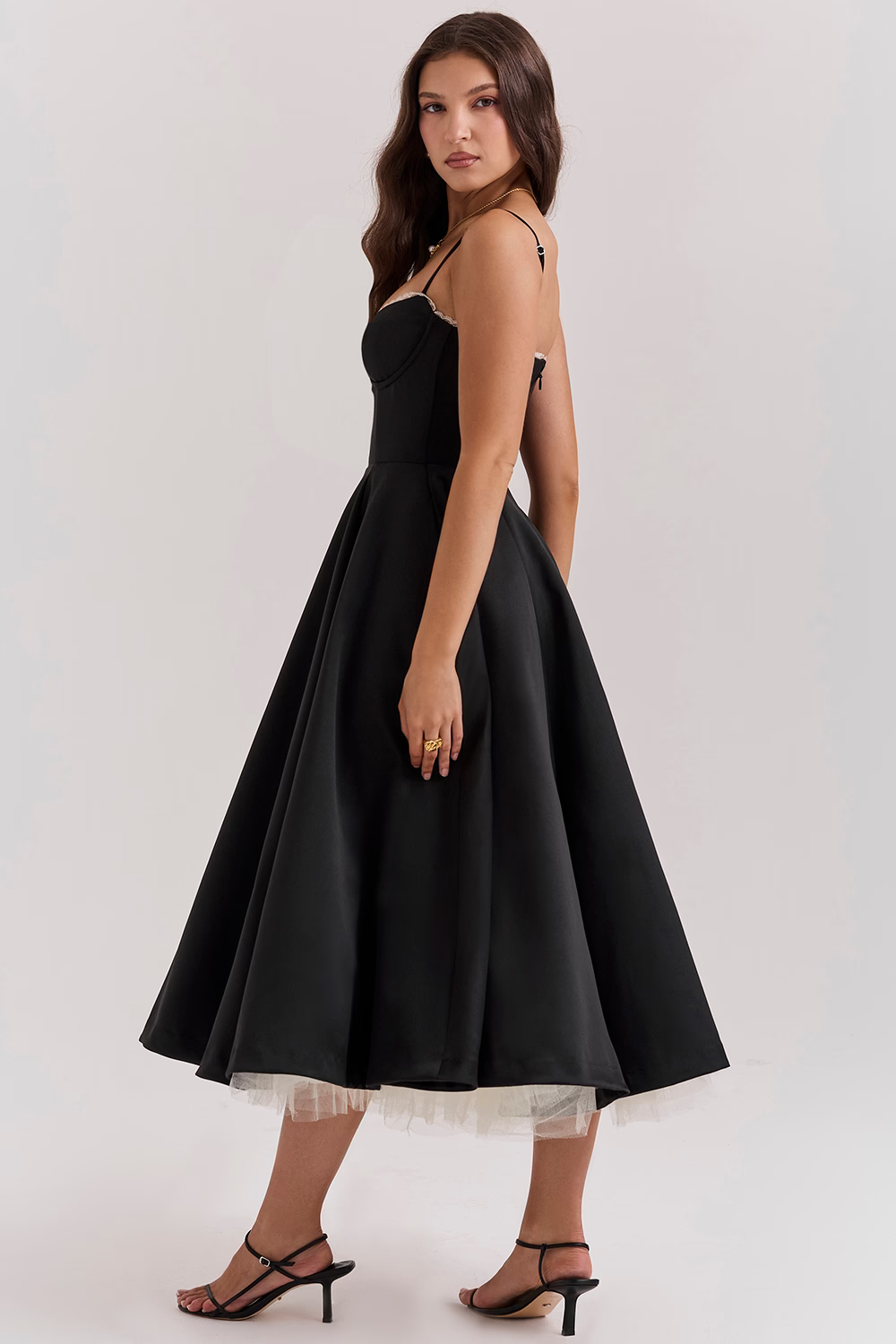Damen Abendkleid – Elegante Silhouette – Fließender Rock – Praktische Taschen-2